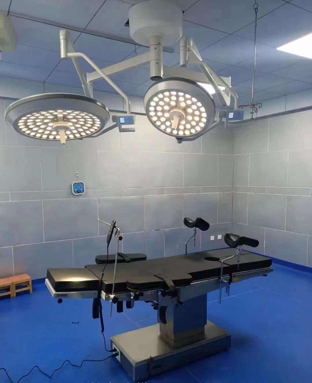 Surgical operating room